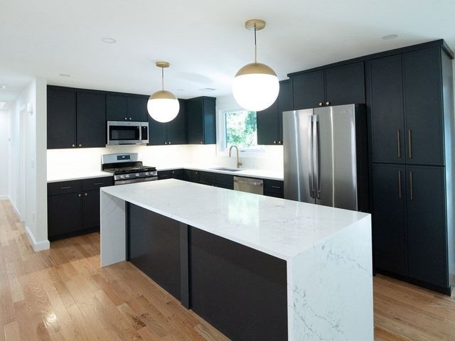 85 Alden Rd, Holliston, MA 01746