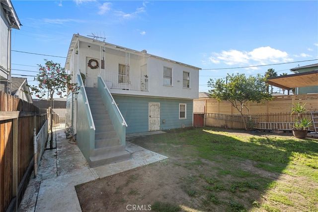 5360 Ithaca, Los Angeles, CA 90032