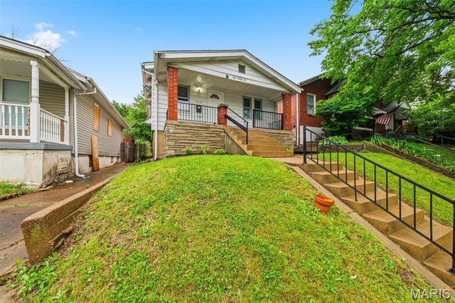 5036 Dewey Avenue, St Louis, MO 63116