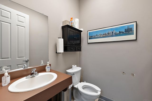 16955 18 Mile Road, Clinton Twp, MI 48038