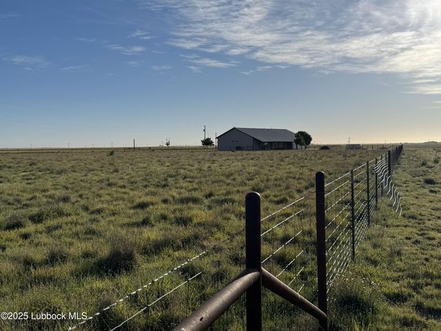 1367 US-87, Tahoka, TX 79373