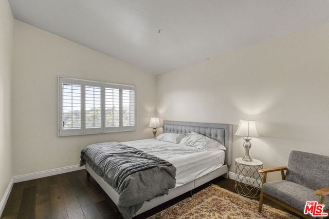 3970 Ellenita Avenue, Tarzana, CA 91356