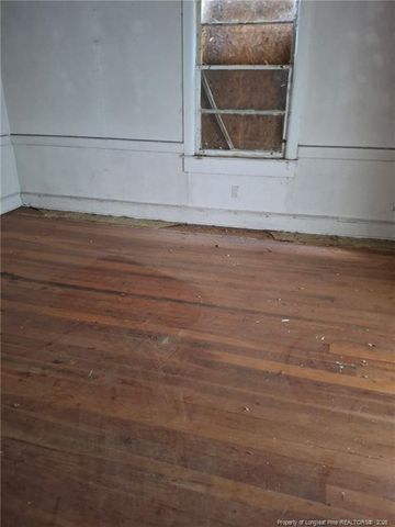 104 N 17th Street, Erwin, NC 28339