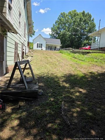 104 N 17th Street, Erwin, NC 28339