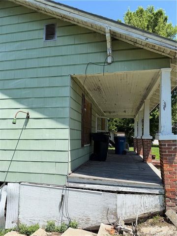 104 N 17th Street, Erwin, NC 28339