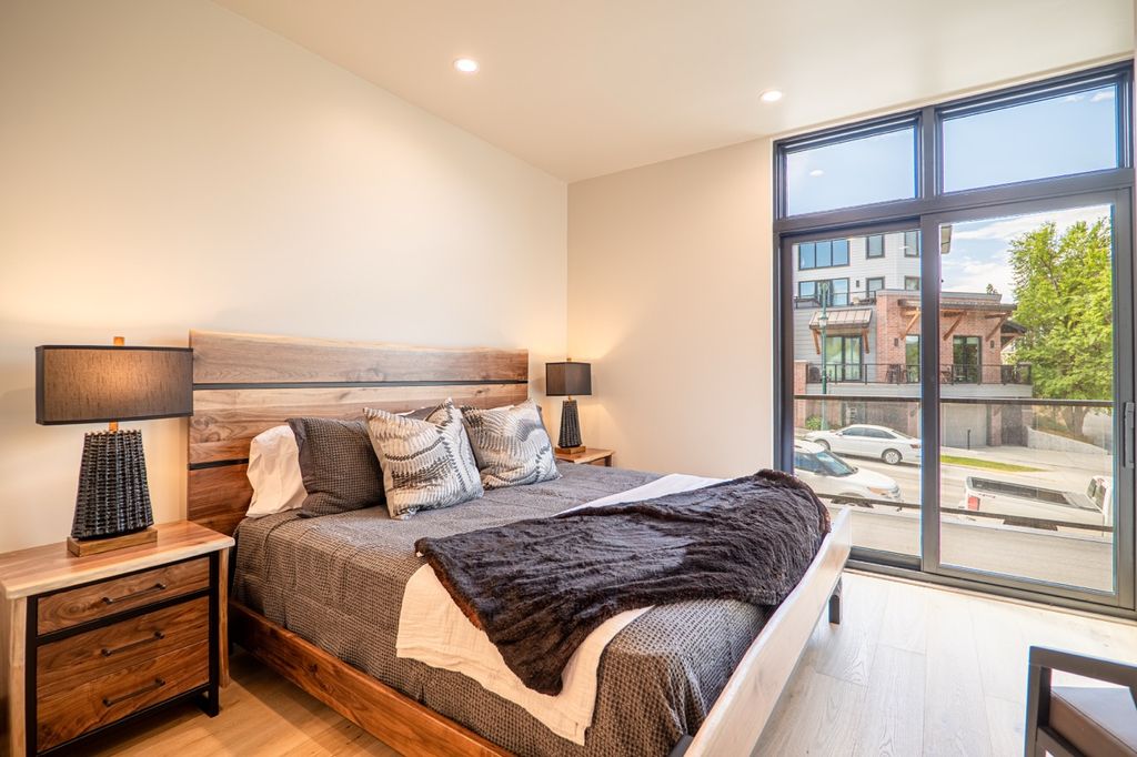 220 E 2nd Street 202, Whitefish, MT 59937 photo 14