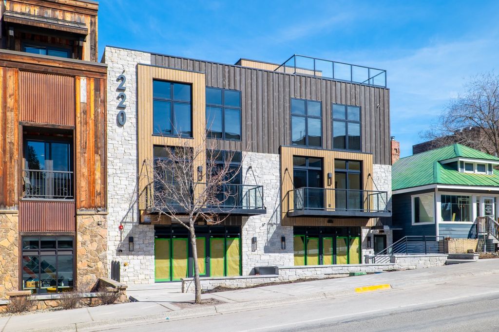 220 E 2nd Street 202, Whitefish, MT 59937 photo 2