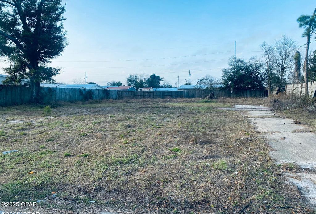 2604 W 20th Street, Panama City, FL 32405