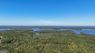 3 Calhoun Falls Highway, Elberton, GA 30635