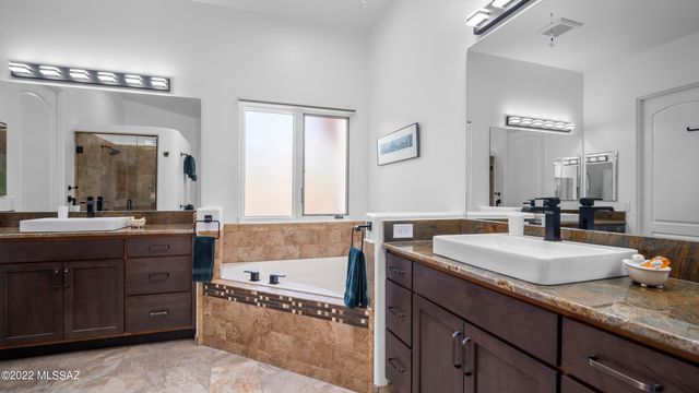 38 Calle Maria Elena, Tubac, AZ 85646