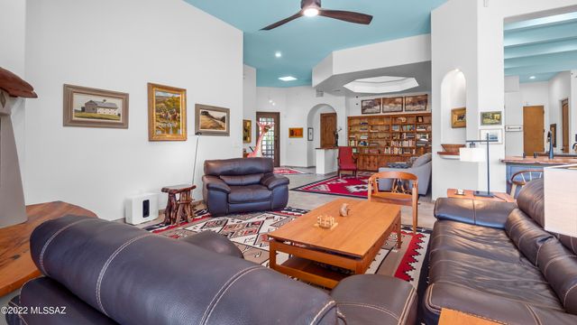 38 Calle Maria Elena, Tubac, AZ 85646