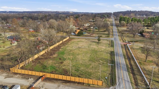 8550 S 33rd West Avenue, Tulsa, OK 74132