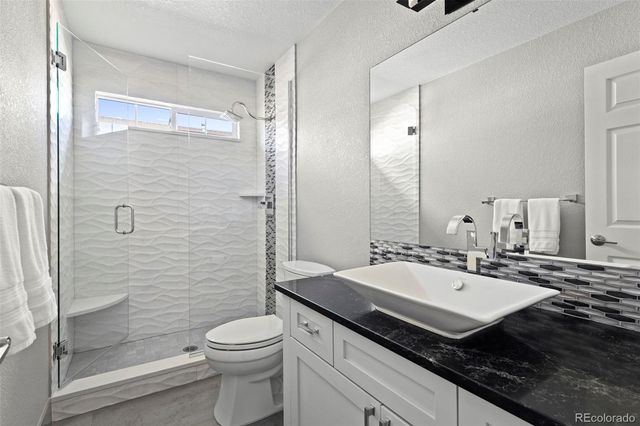 9570 Brook Hill Lane, Lone Tree, CO 80124