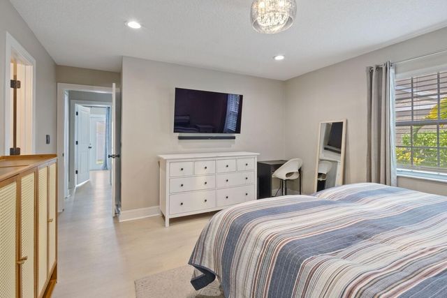 11085 Sacco Drive, Boca Raton, FL 33428