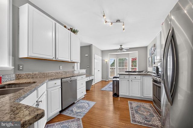 5201 BALLYCASTLE CIR, Alexandria, VA 22315