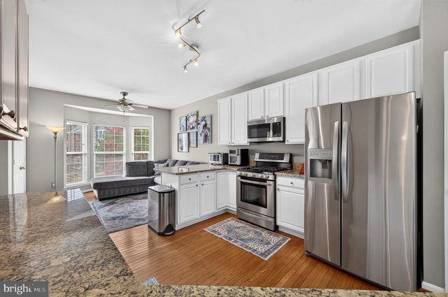 5201 BALLYCASTLE CIR, Alexandria, VA 22315