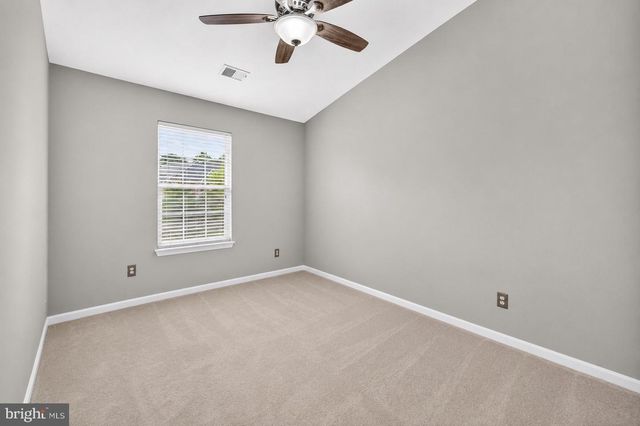 5201 BALLYCASTLE CIR, Alexandria, VA 22315