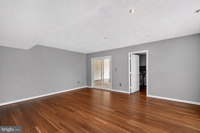 5201 BALLYCASTLE CIR, Alexandria, VA 22315