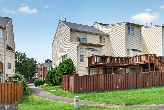 5201 BALLYCASTLE CIR, Alexandria, VA 22315