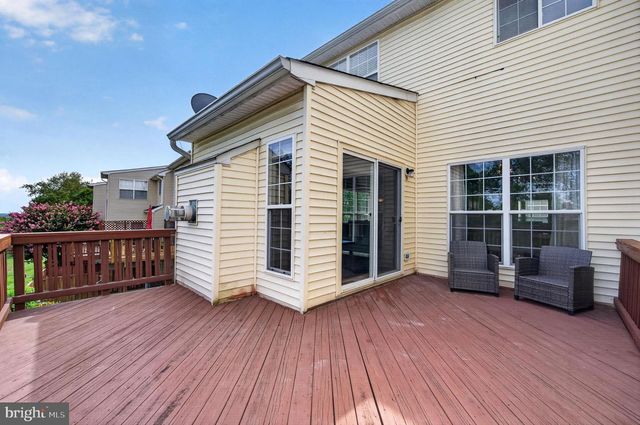 5201 BALLYCASTLE CIR, Alexandria, VA 22315