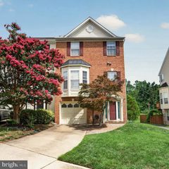 5201 BALLYCASTLE CIR, Alexandria, VA 22315