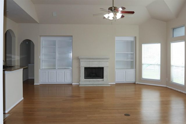 18611 Peralta Hill Lane, Tomball, TX 77377