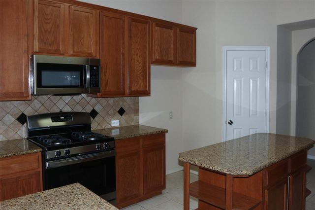 18611 Peralta Hill Lane, Tomball, TX 77377