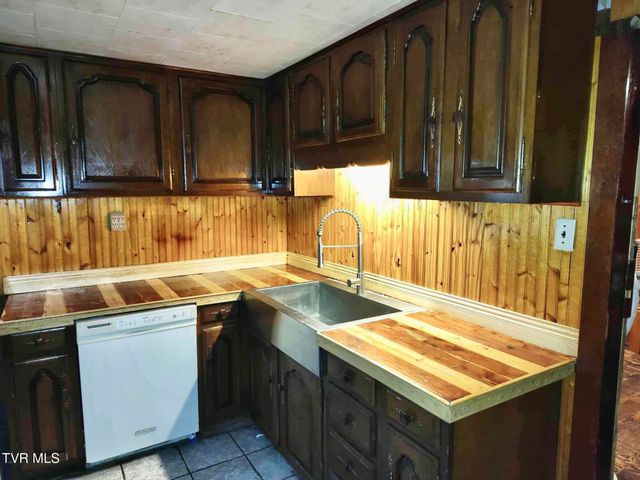 619 South Mckee Street, Greeneville, TN 37743