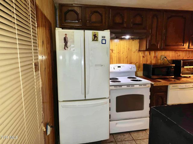 619 South Mckee Street, Greeneville, TN 37743