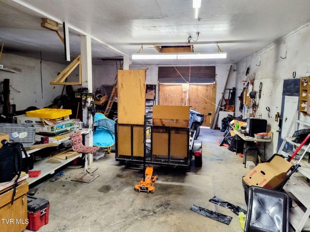 619 South Mckee Street, Greeneville, TN 37743