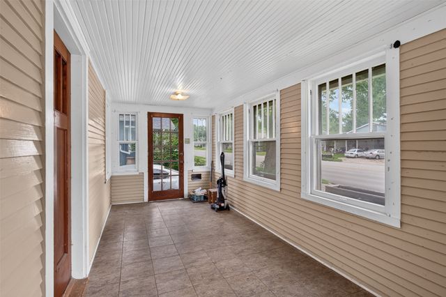 1111 Grand Avenue, Ames, IA 50010