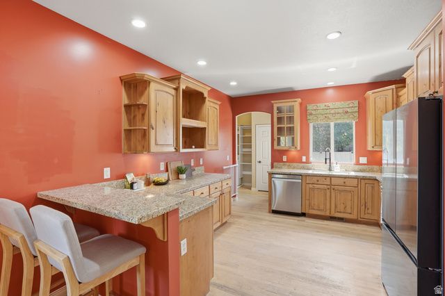5183 W SWIFT WATER WAY, West Jordan, UT 84081