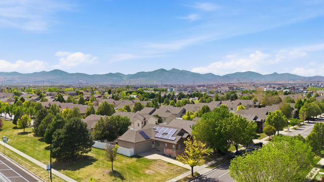 5183 W SWIFT WATER WAY, West Jordan, UT 84081