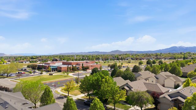 5183 W SWIFT WATER WAY, West Jordan, UT 84081