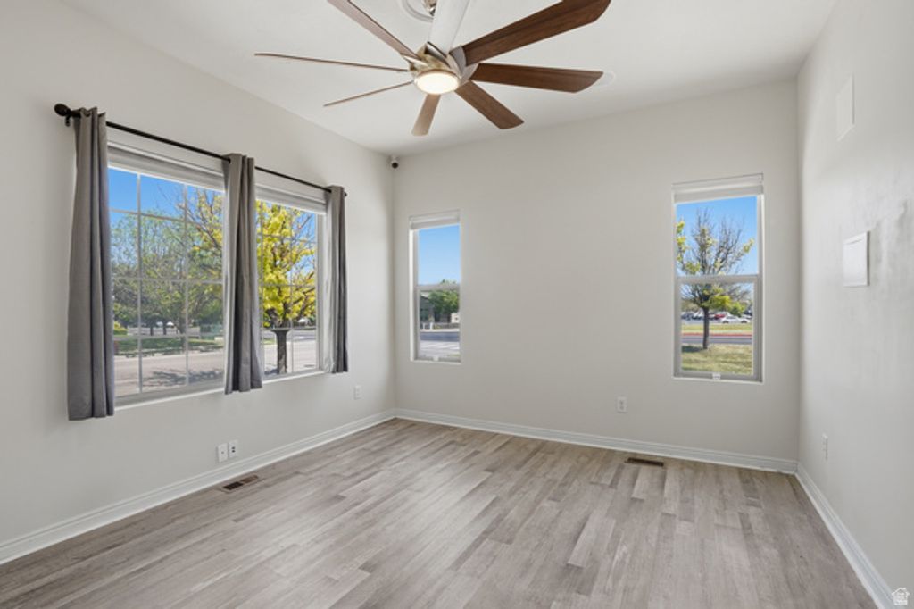 Image 28 of property listing at 5183 W SWIFT WATER WAY, West Jordan, UT 84081