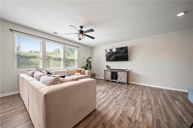 6165 Langdon Way, Cumming, GA 30028
