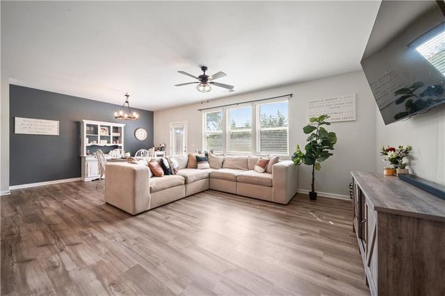 6165 Langdon Way, Cumming, GA 30028