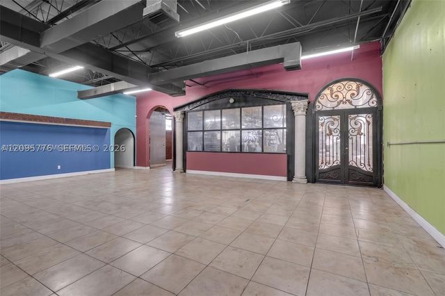 341 W 21st St, Hialeah, FL 33010