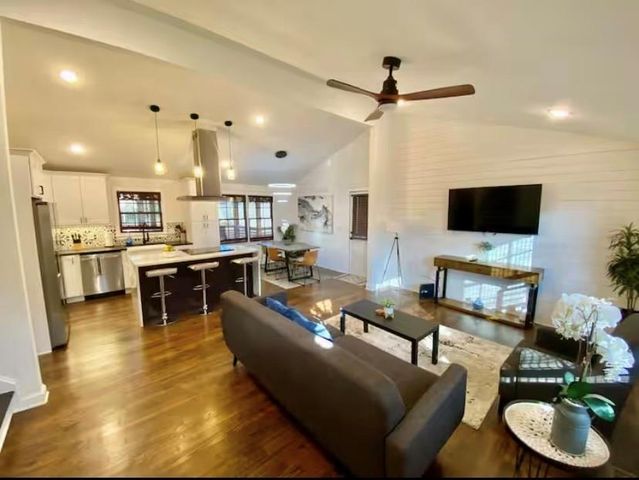 231 Fowler NE Circle, Marietta, GA 30060