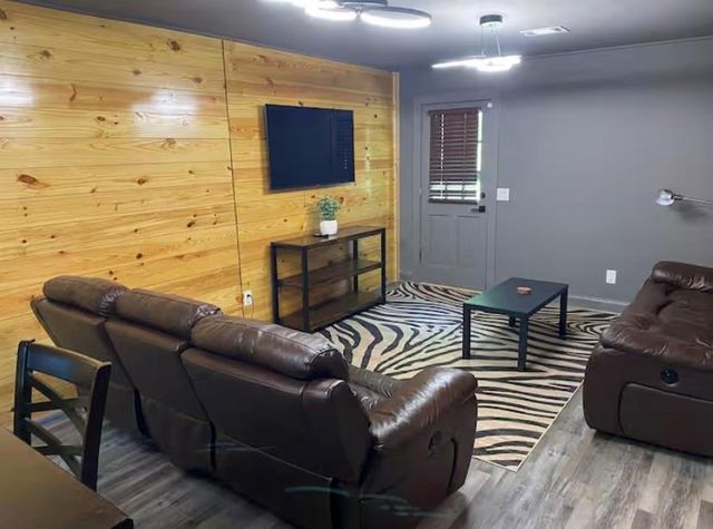 231 Fowler NE Circle, Marietta, GA 30060