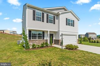 8545 CRESCENT DRIVE, Waynesboro, PA 17268