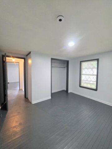 3222 Nolan Avenue, Bay City, TX 77414