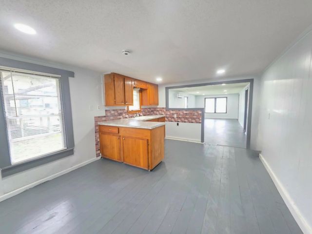 3222 Nolan Avenue, Bay City, TX 77414