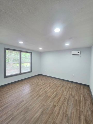 3222 Nolan Avenue, Bay City, TX 77414