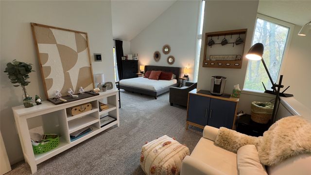 4015 Mathews Road, Ames, IA 50014