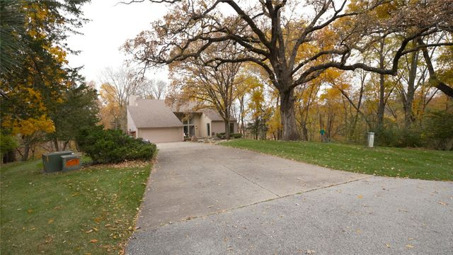 4015 Mathews Road, Ames, IA 50014