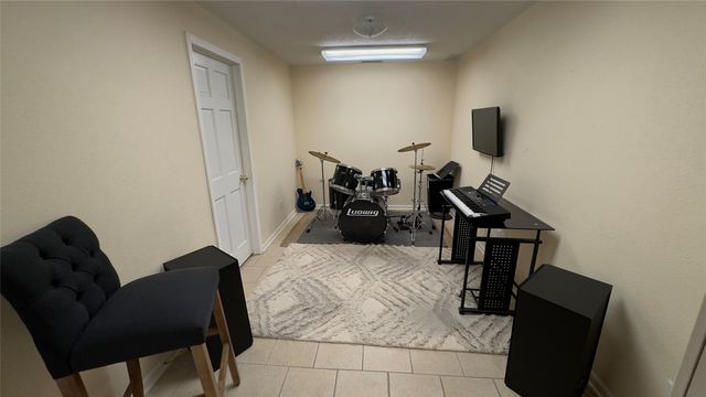 4015 Mathews Road, Ames, IA 50014