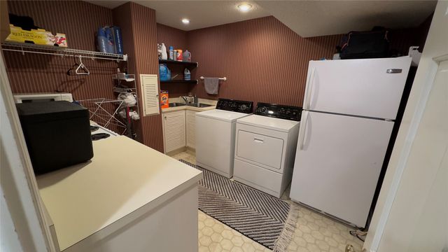 4015 Mathews Road, Ames, IA 50014