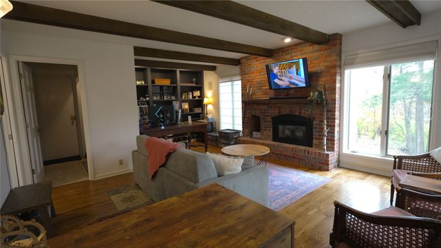 4015 Mathews Road, Ames, IA 50014