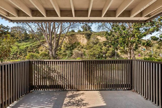 8503 Villa La Jolla Dr E, La Jolla, CA 92037